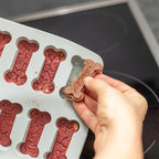 Trixie Bakmat Voor Dierensnacks Botvorm Bpa Vrij Grijs 24X29 Cm